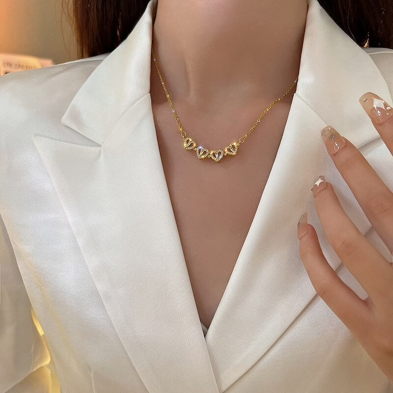 Cloverelle – Sparkling Clover Pendant Necklace
