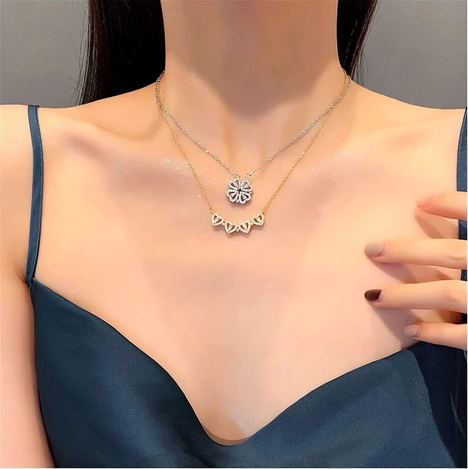 Cloverelle – Sparkling Clover Pendant Necklace