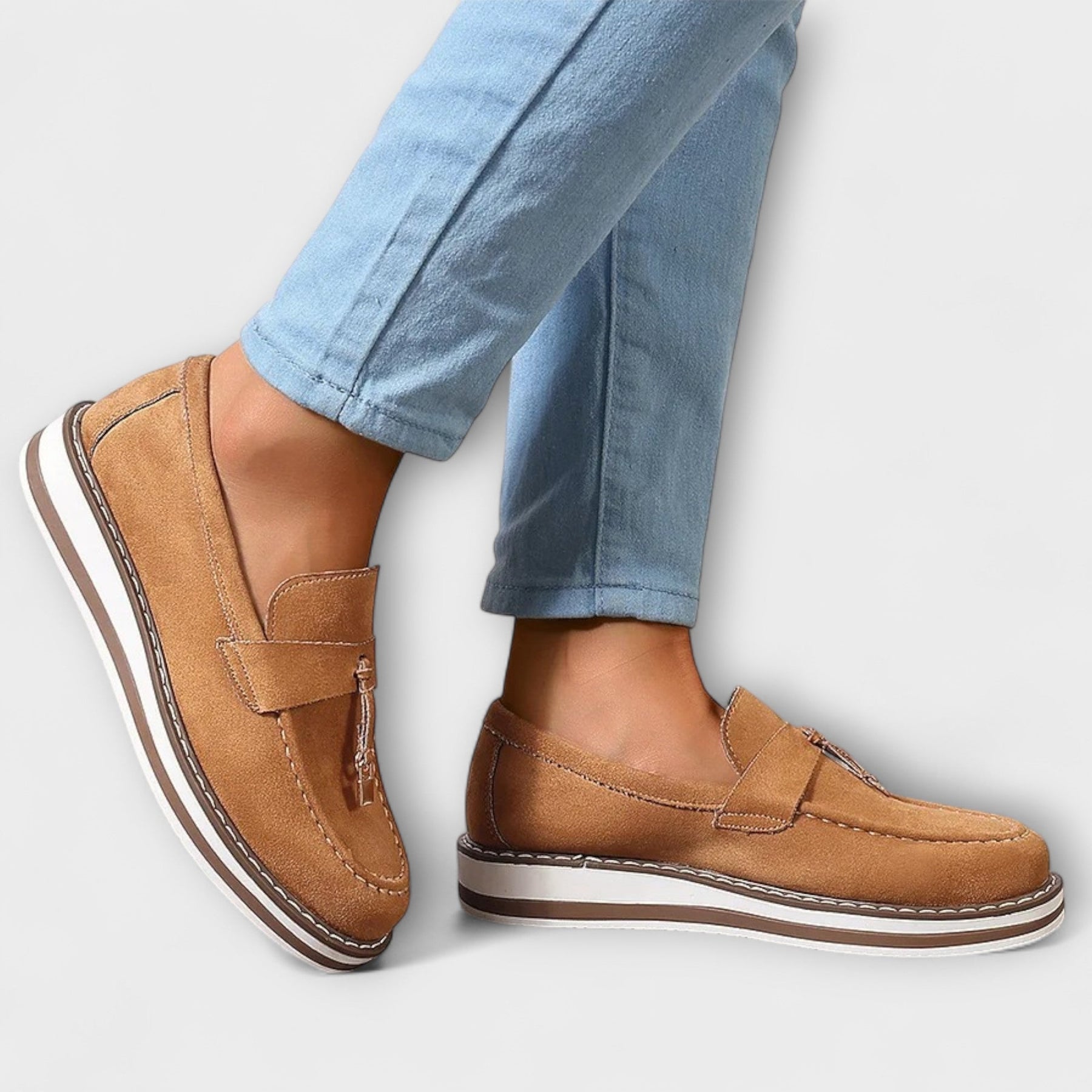 Halo – Everyday Boots with Round Toe