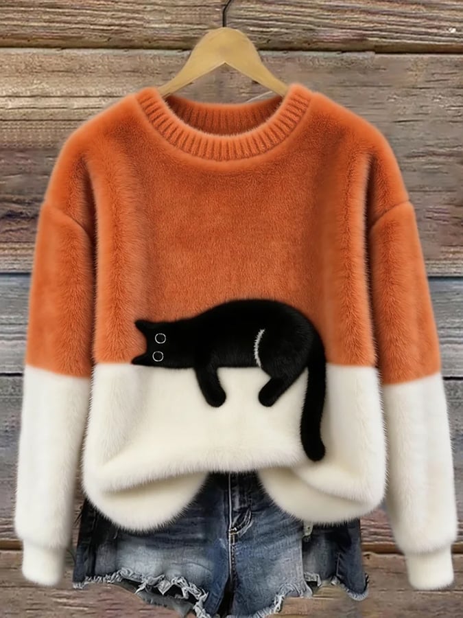 Luna™ | Women's Sweatshirt with Cat Graphic