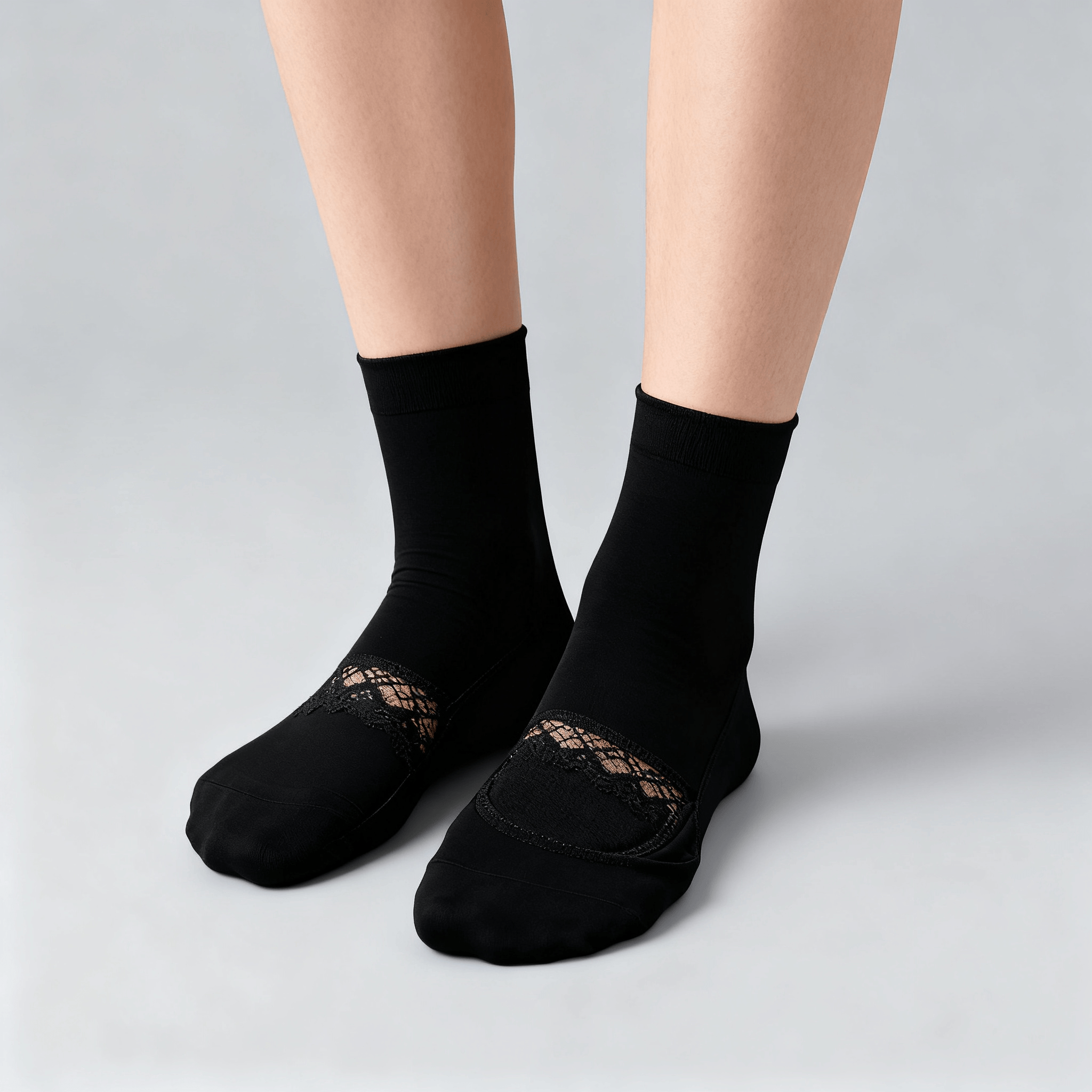 Feeluxe – Cushioned No Show Socks for All Day Comfort