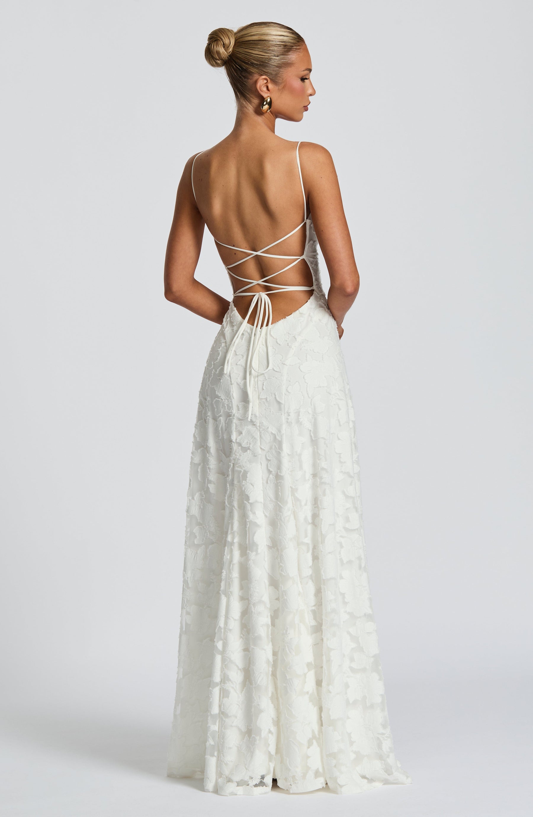 Lucina | Maxi Dress of Refined Elegance