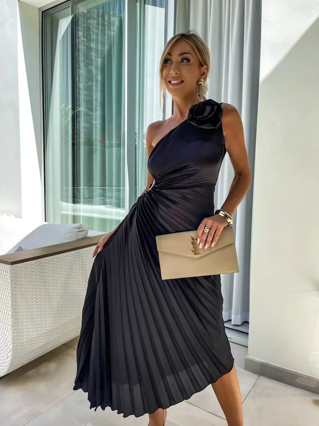 Dariella | Romantic One-Shoulder Floral Dress