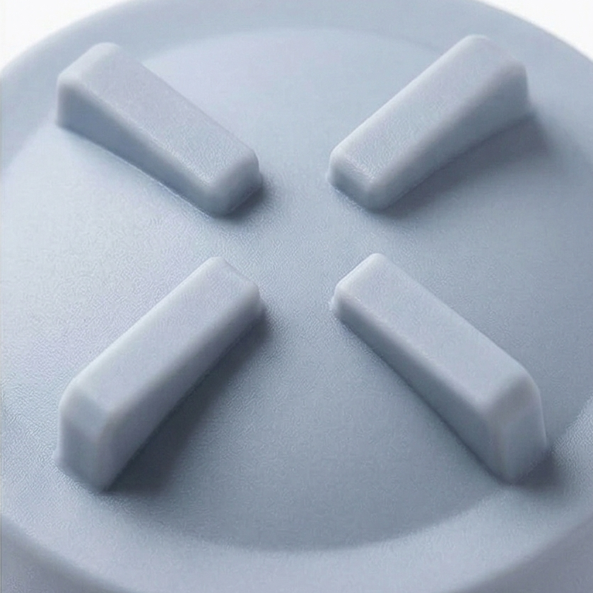 Glacero – Slow Melt Ice Ball Mold Set