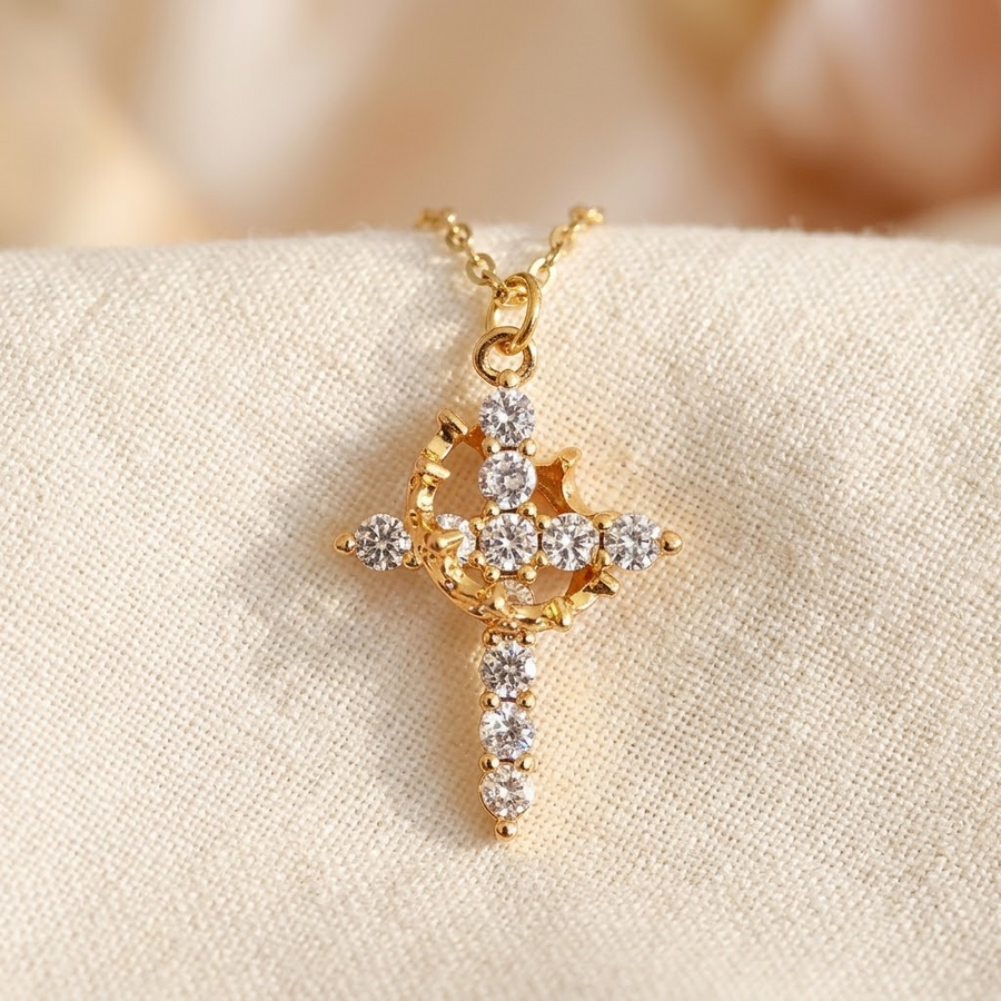 Crovana – Cross and crown faith pendant