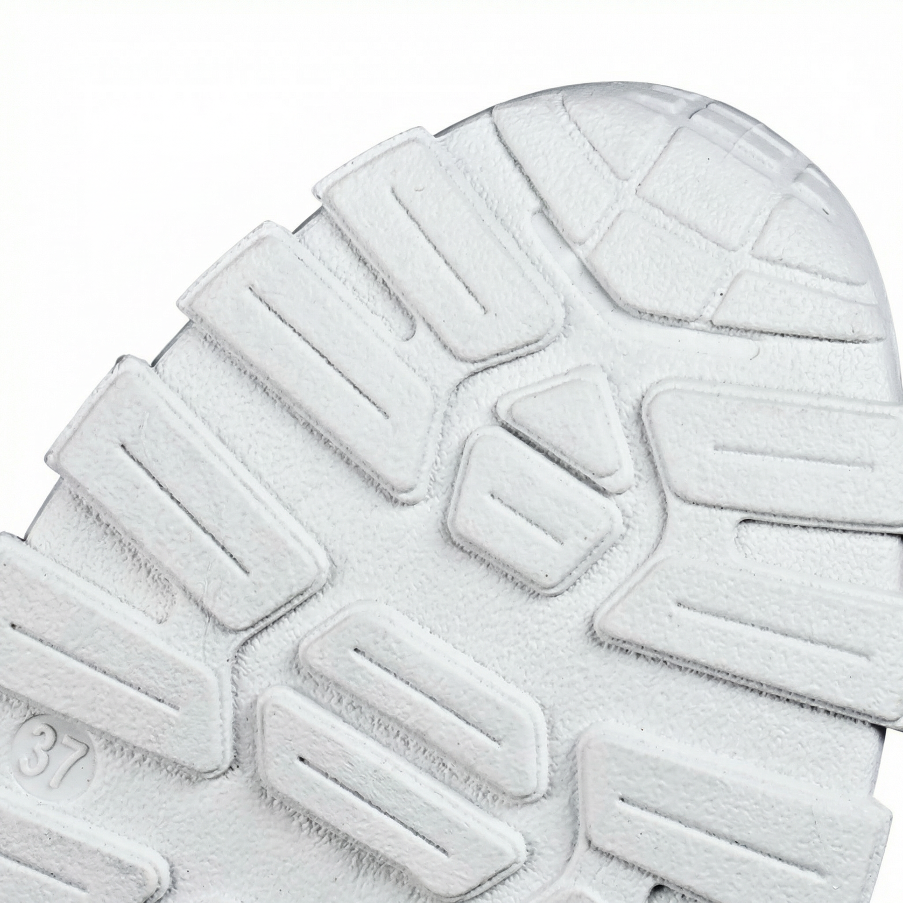 Airessa – Breathable Mesh Sneakers for All Day Comfort