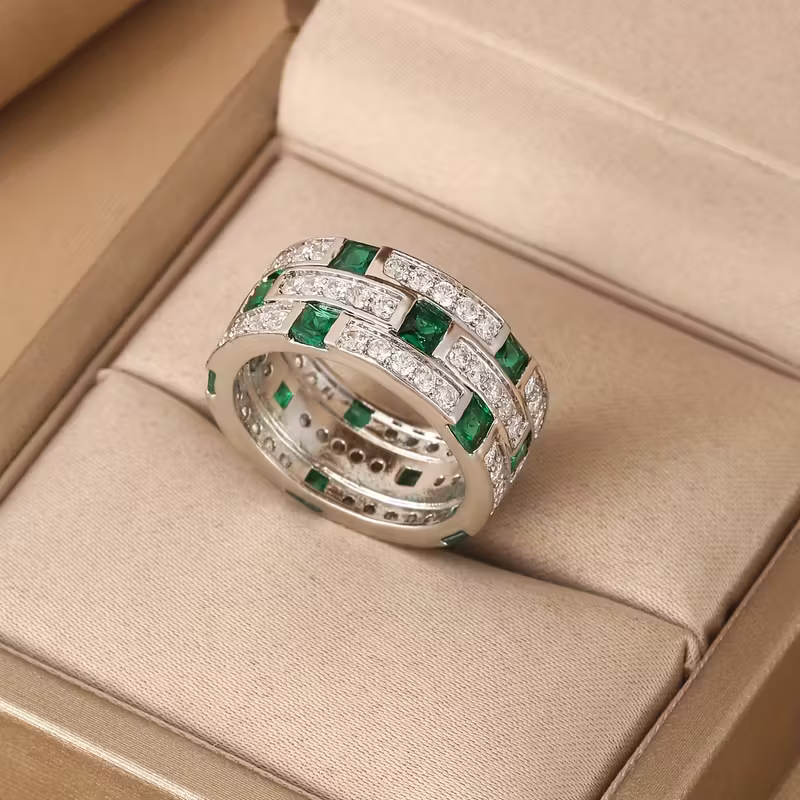 Emerald Matrix Ring
