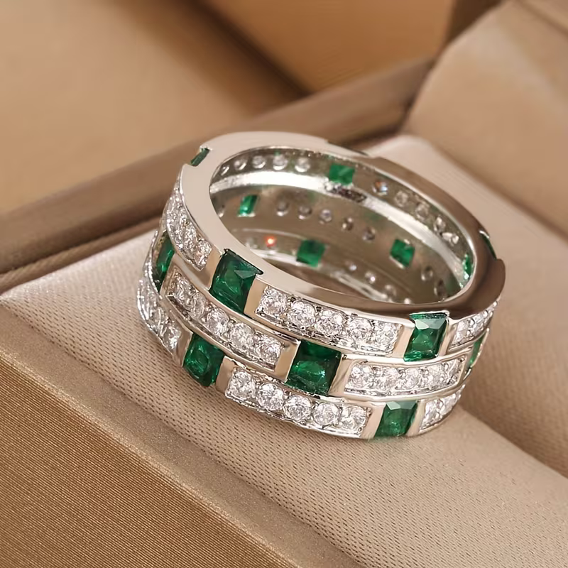 Emerald Matrix Ring