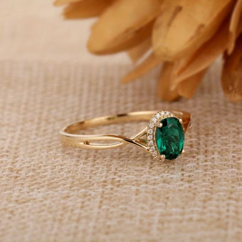 Evergreen Twist Ring