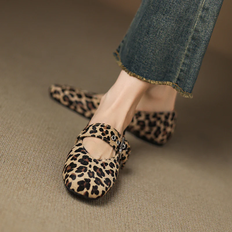 Olivette Leather Mules