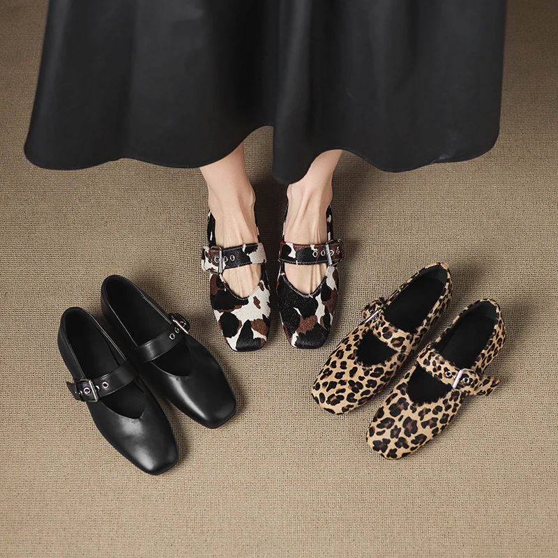Olivette Leather Mules