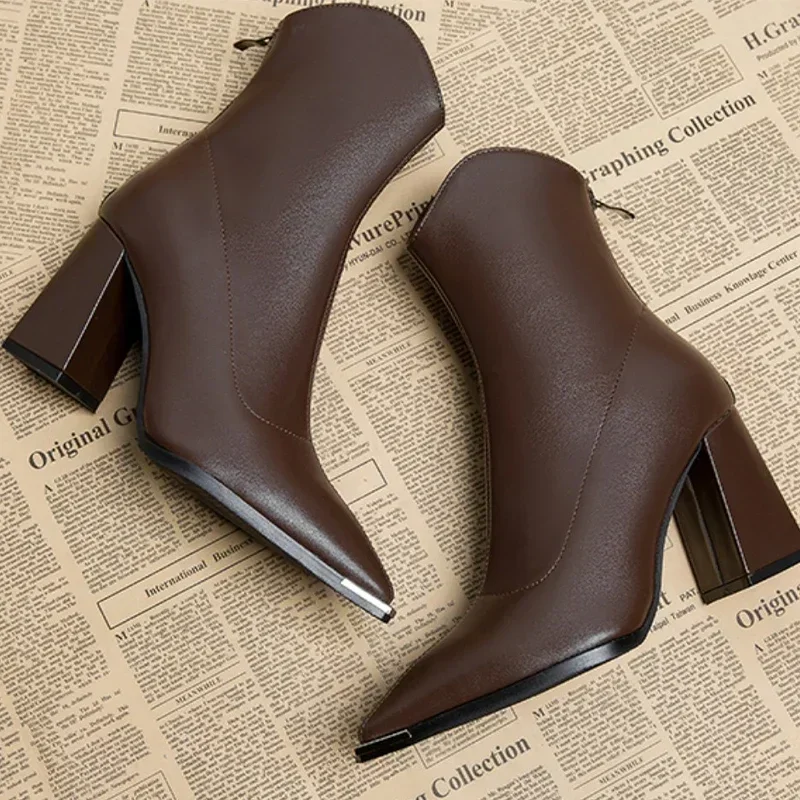 Montrose Chrome Tip Chelsea Boots