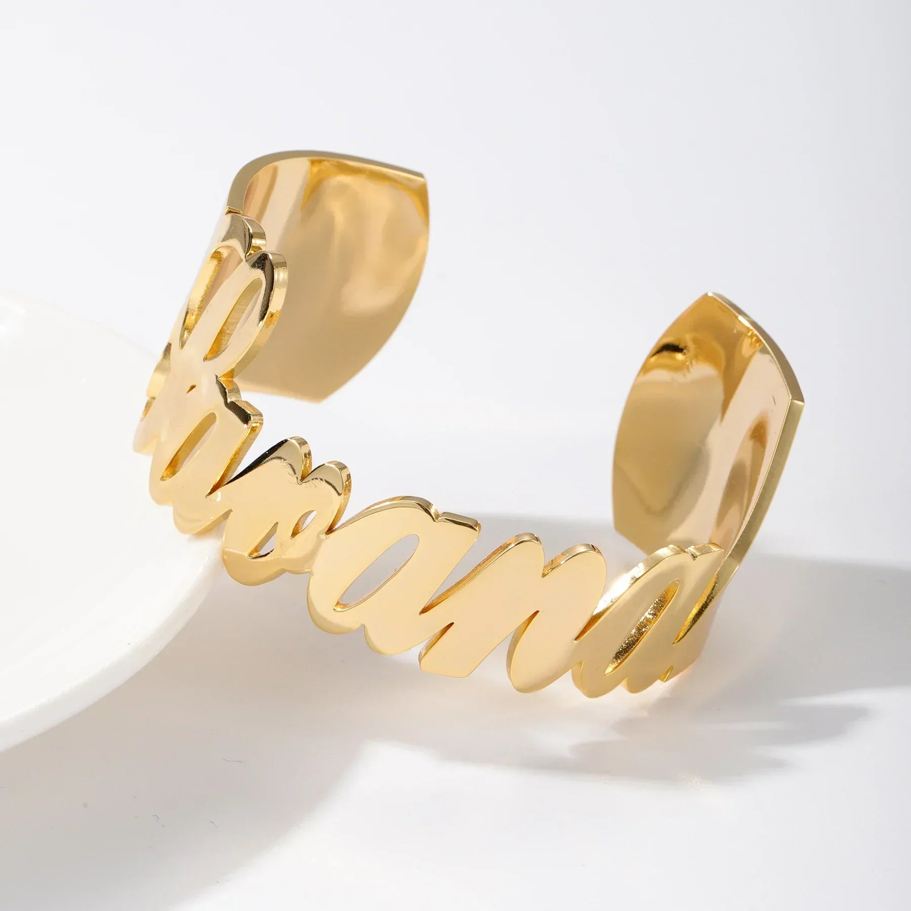 Aurelya – Personalized Name Bangle