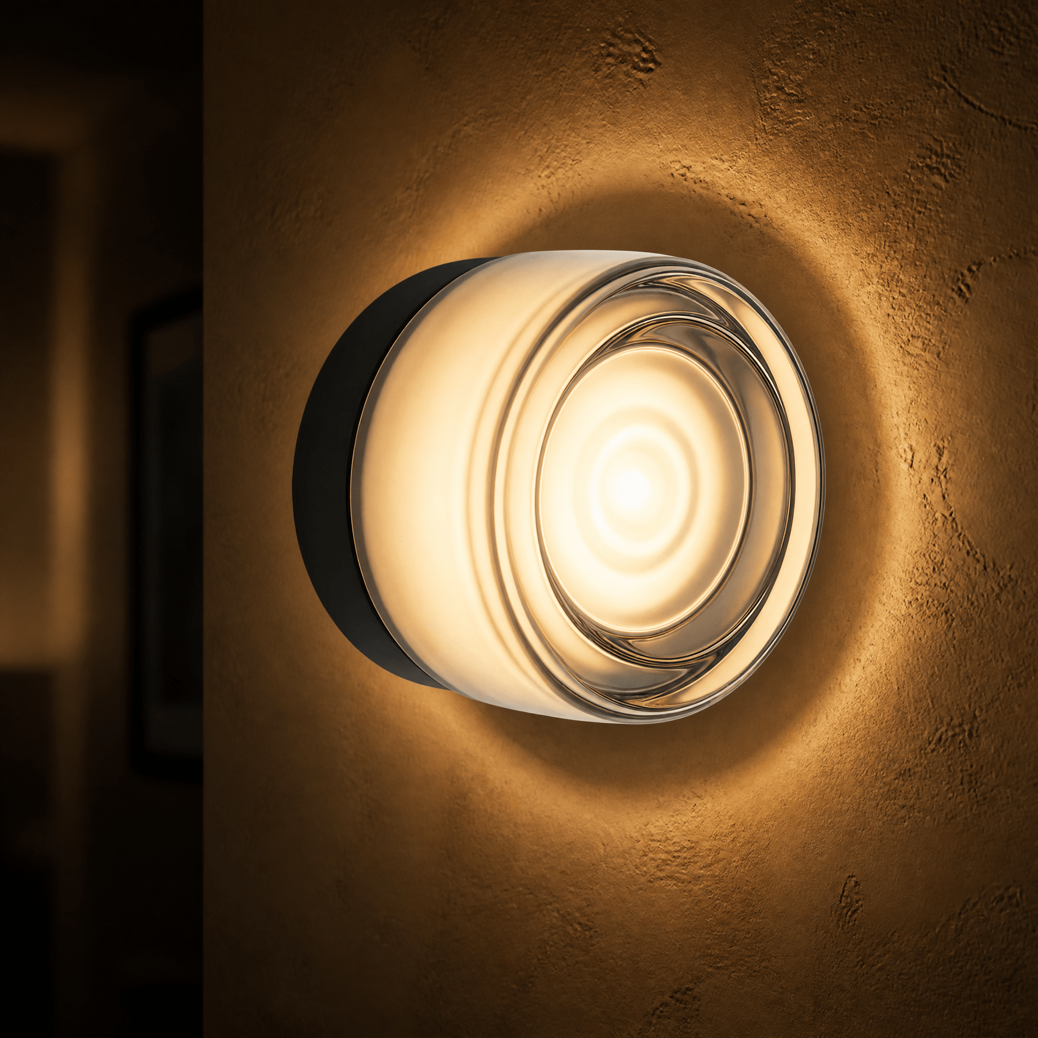 Lumara – Sculpted Dimmable Wall Sconce