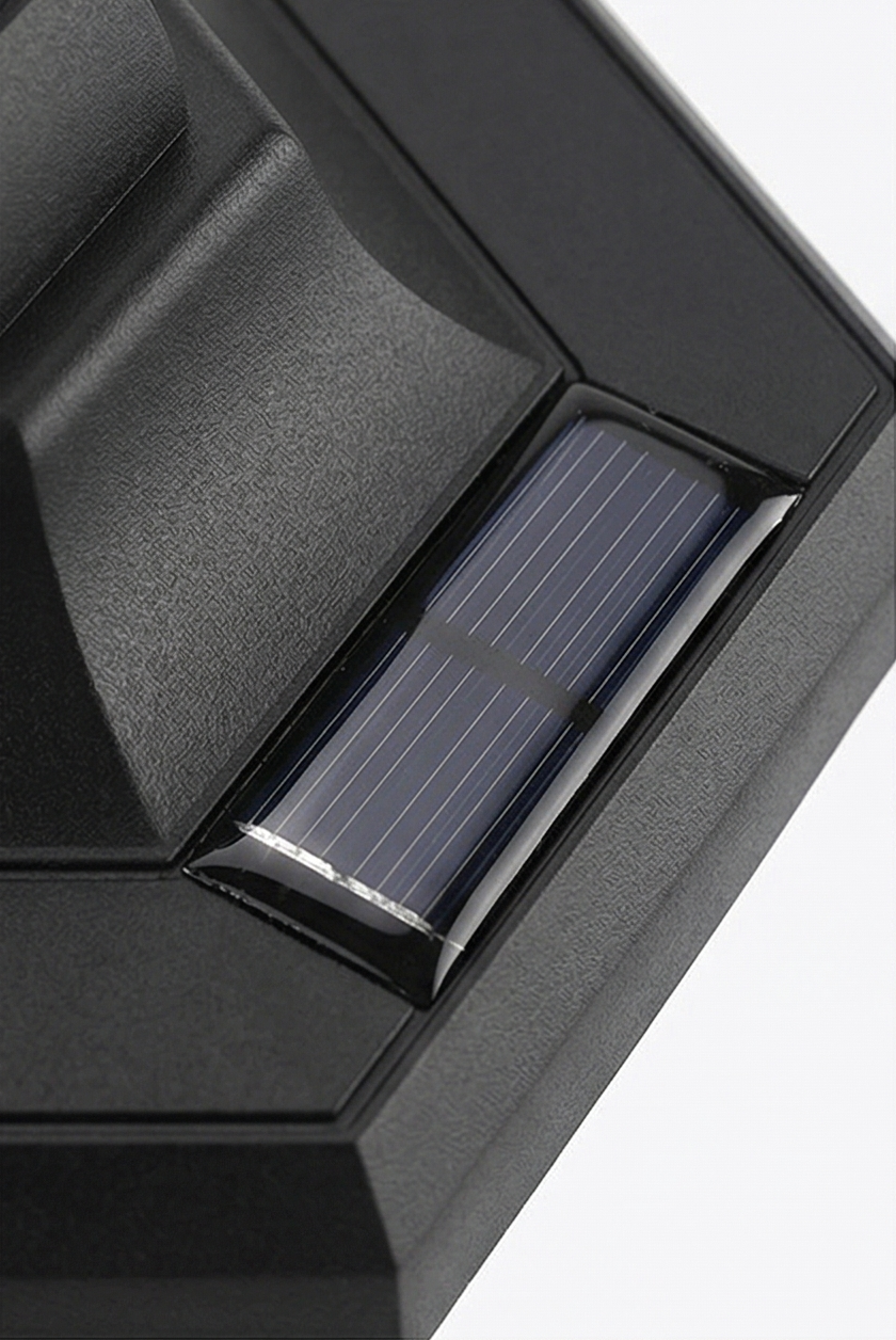 Lumivera – Vintage Hexagonal Solar Garden Light