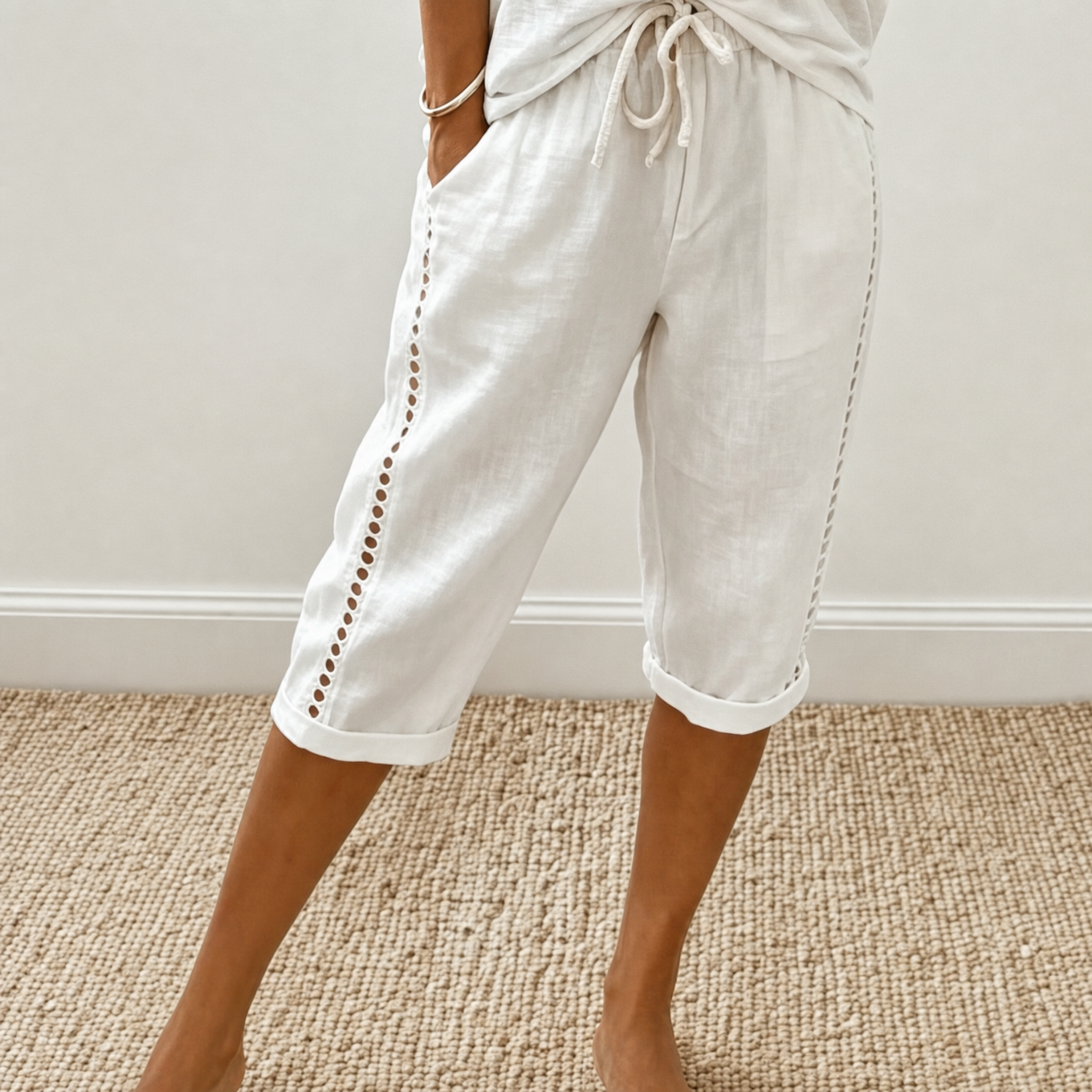 Lunava – Lace-Side Capri Pants for Women