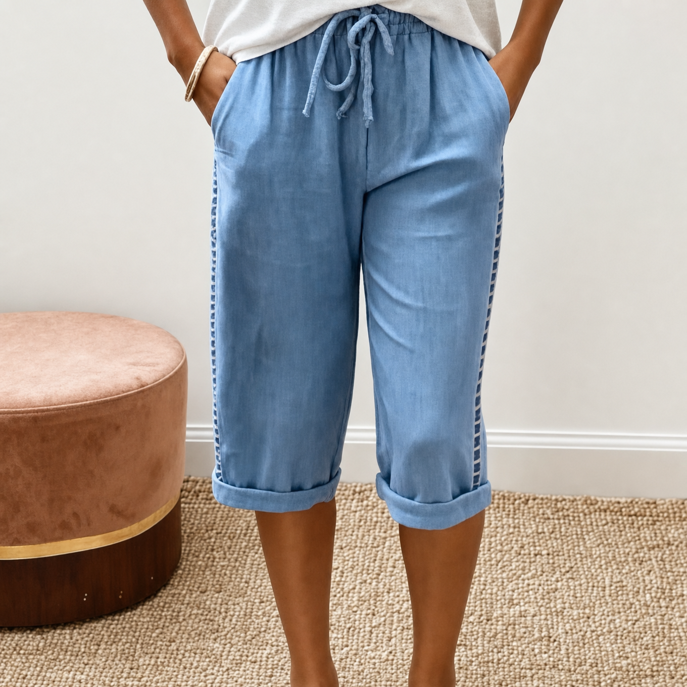 Lunava – Lace-Side Capri Pants for Women