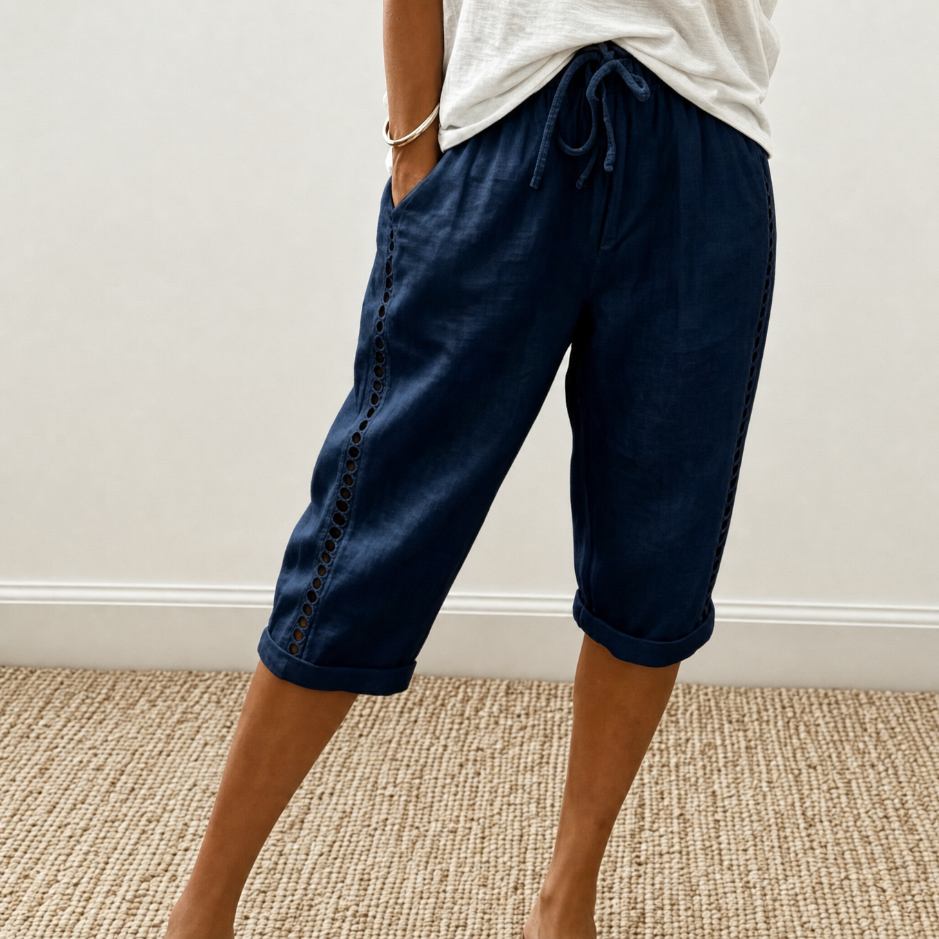 Lunava – Lace-Side Capri Pants for Women