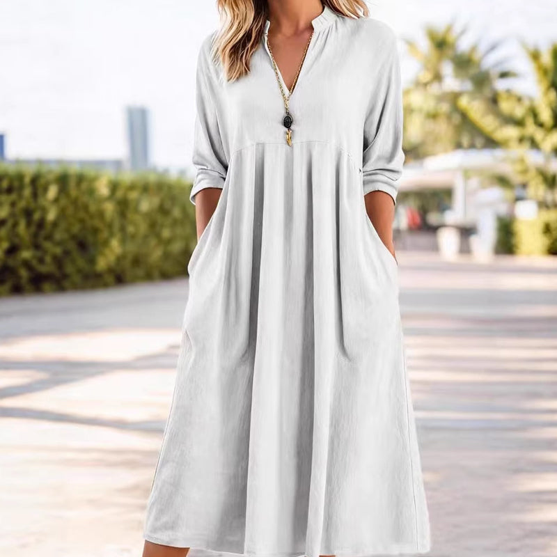 Fluid Midi Dress with Empire Waist and V-Neck – Refined Elegance