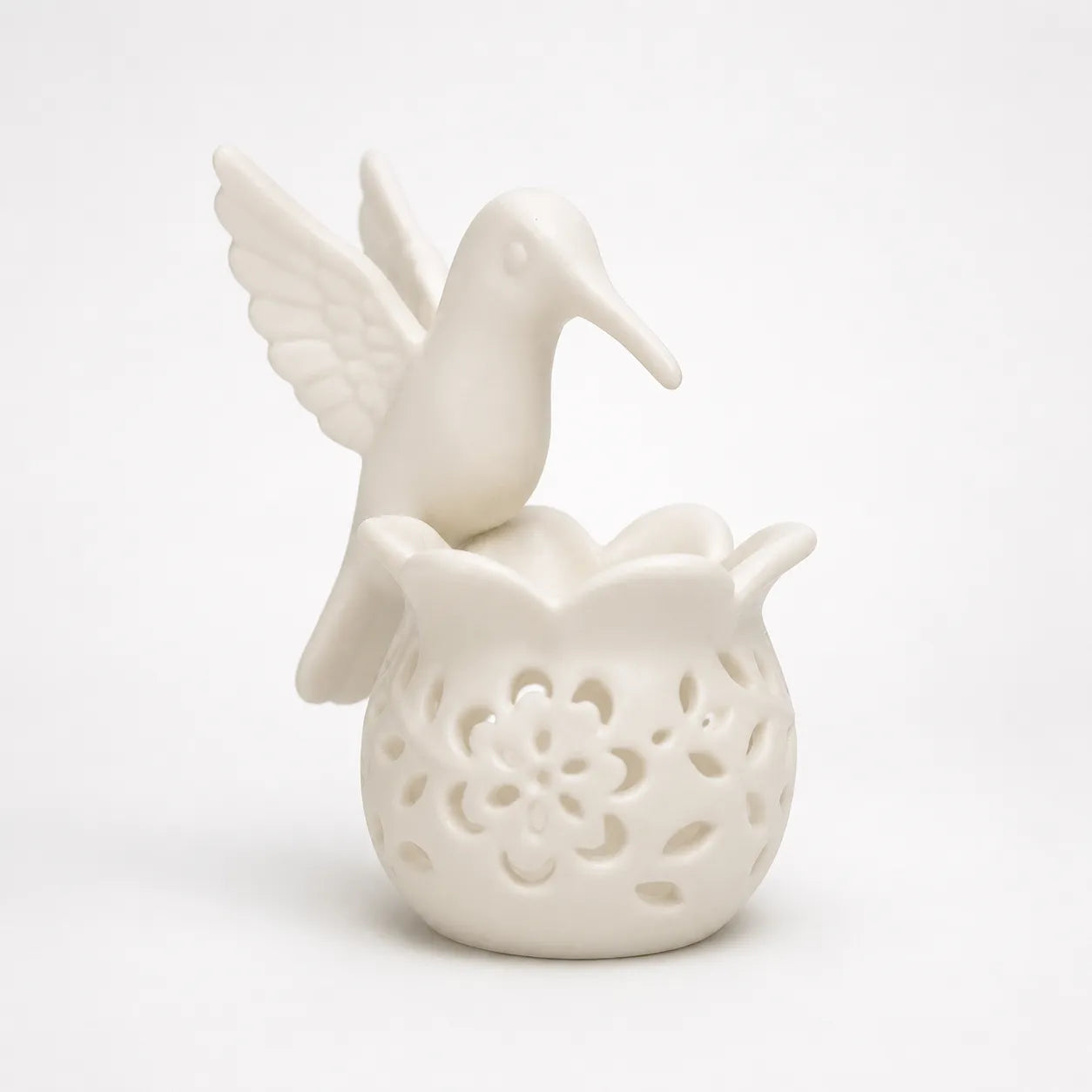 Lumavia – Hummingbird Tealight Candle Holder with Floral Shadow Base