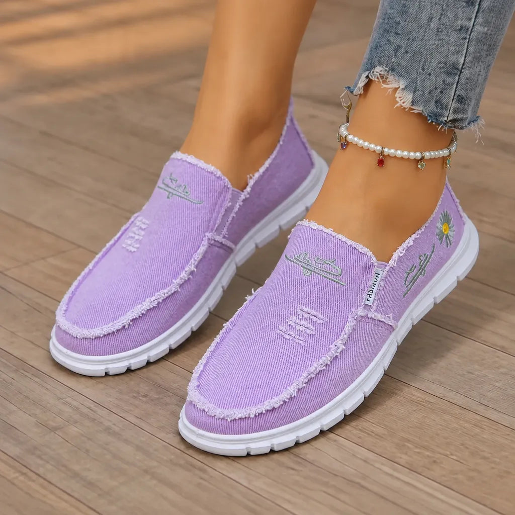 Breeza – Women's Distressed Canvas Slip-On Loafers with Frayed Edges