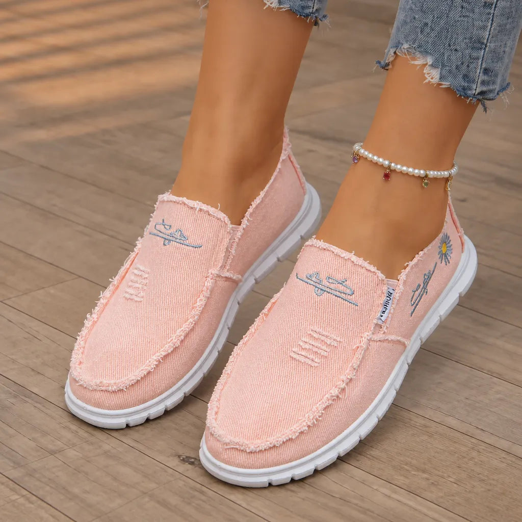 Breeza – Women's Distressed Canvas Slip-On Loafers with Frayed Edges