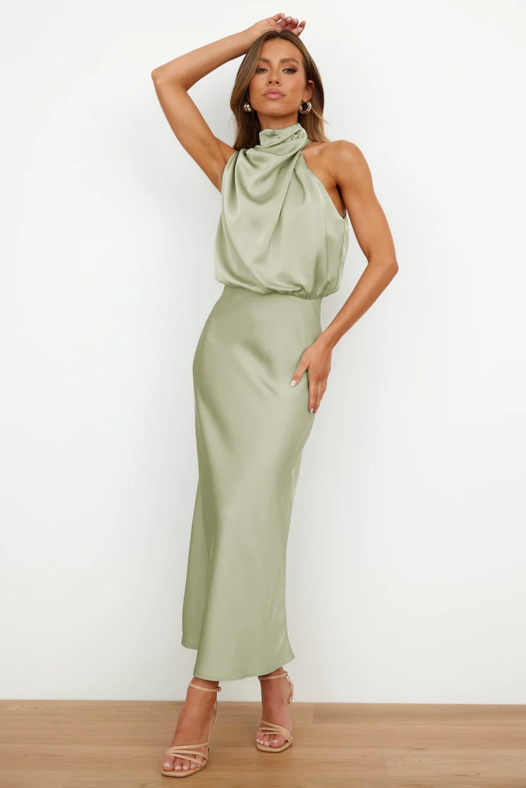 Aukje - Elegante Abito Lungo Senza Maniche In Raso