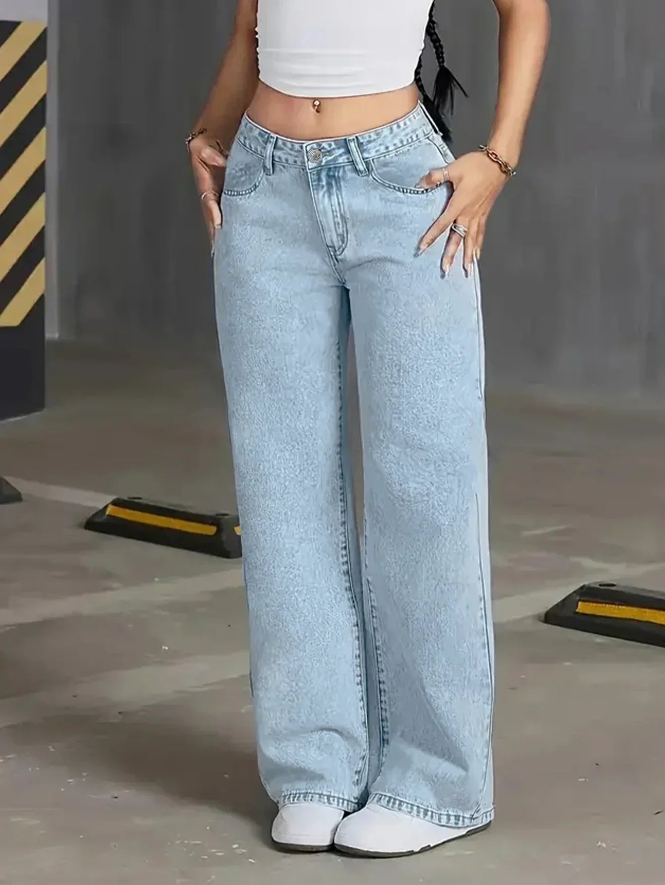 Natalie | Women’s Light Wash Wide Leg Jean